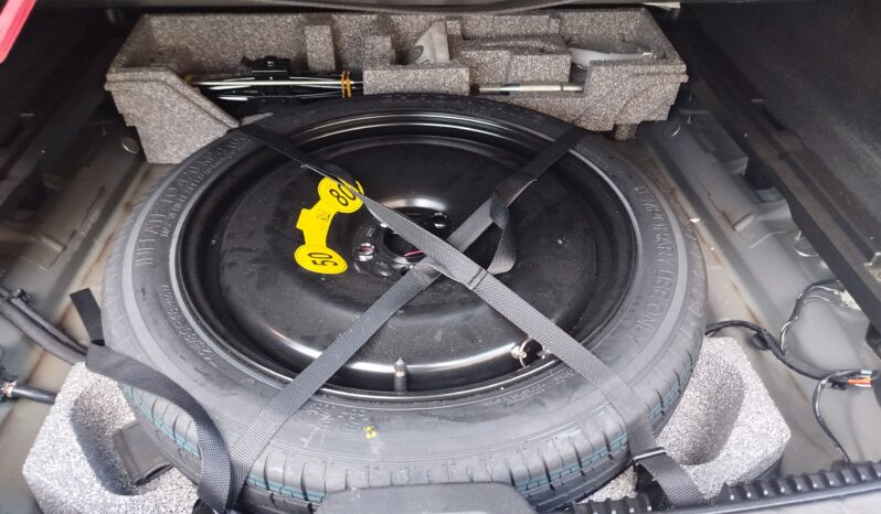 
								VOLVO XC60 D4 MOMENTUM GEARTRONIC AWD full									