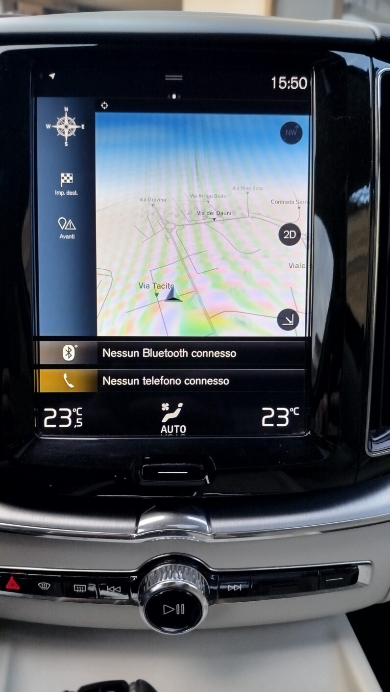 
								VOLVO XC60 D4 MOMENTUM GEARTRONIC AWD full									