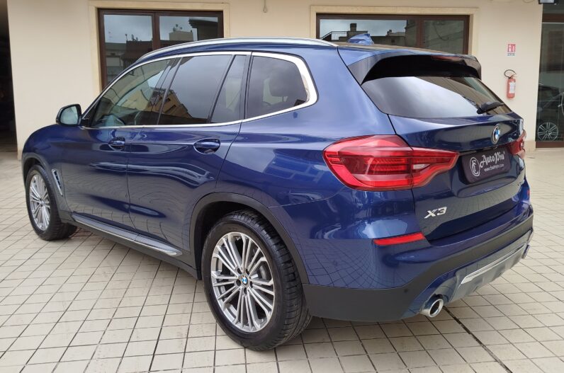 
								BMW X3 XDRIVE LUXURY 190cv AUTO full									