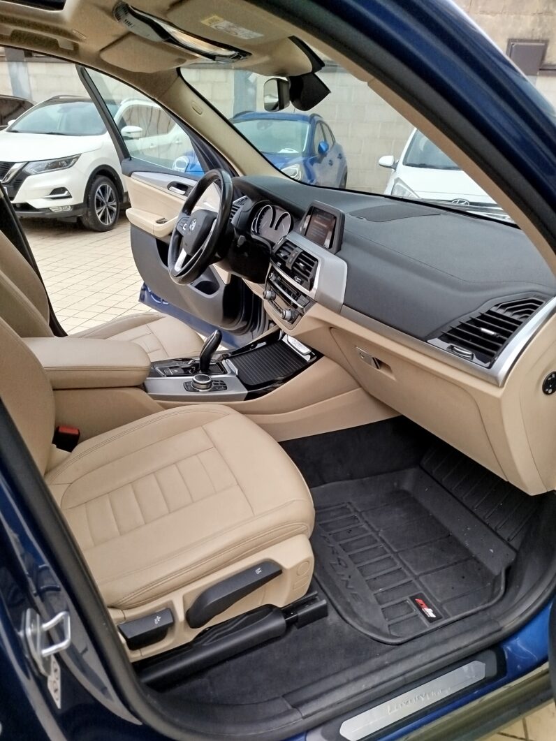 
								BMW X3 XDRIVE LUXURY 190cv AUTO full									