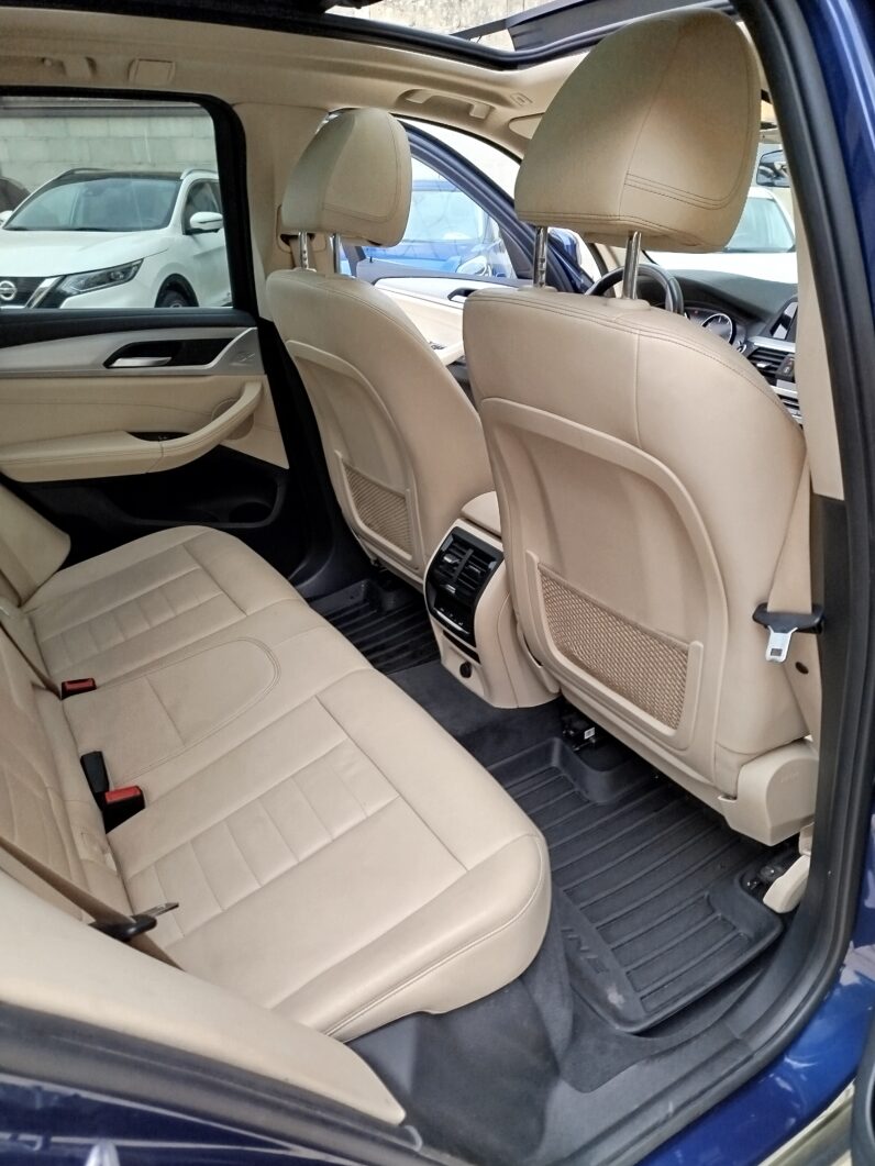 
								BMW X3 XDRIVE LUXURY 190cv AUTO full									