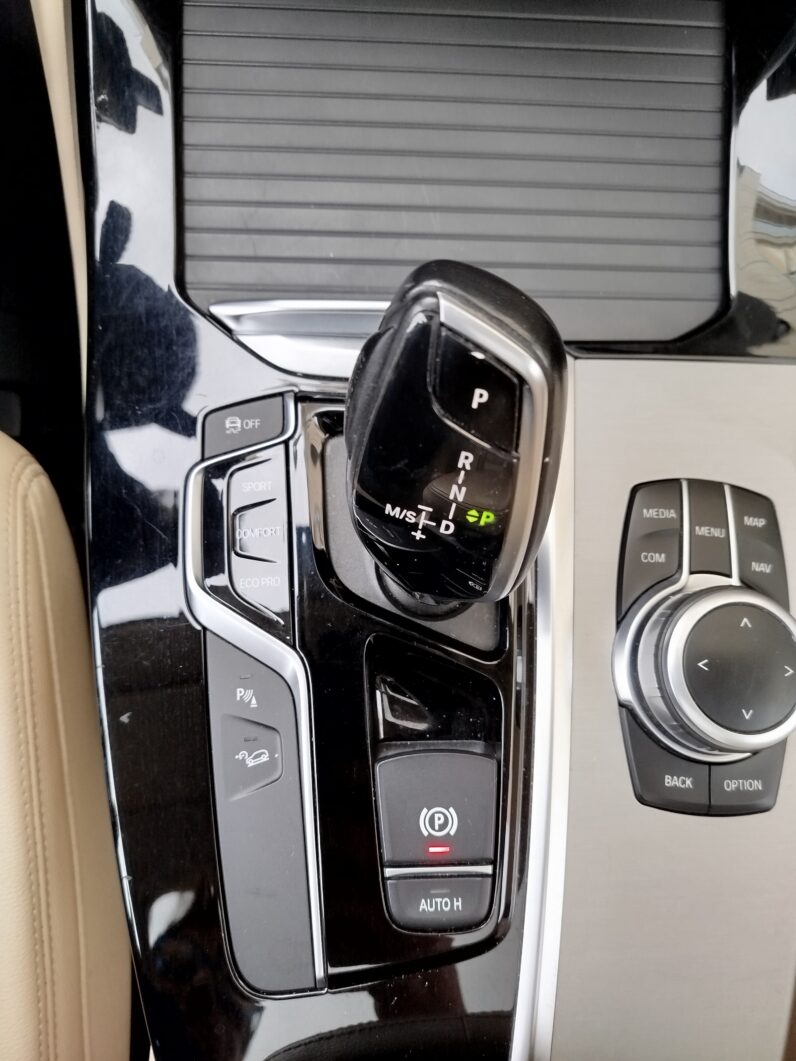 
								BMW X3 XDRIVE LUXURY 190cv AUTO full									