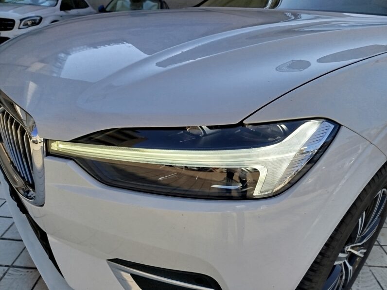 
								VOLVO XC60 D4 ISCRIPTION AWD GEARTRONIC full									