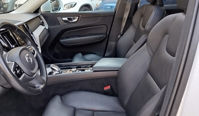 
								VOLVO XC60 D4 ISCRIPTION AWD GEARTRONIC full									