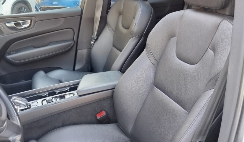 
								VOLVO XC60 D4 ISCRIPTION AWD GEARTRONIC full									
