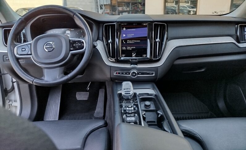 
								VOLVO XC60 D4 ISCRIPTION AWD GEARTRONIC full									