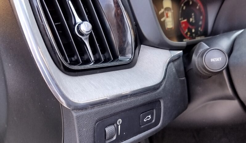 
								VOLVO XC60 D4 ISCRIPTION AWD GEARTRONIC full									