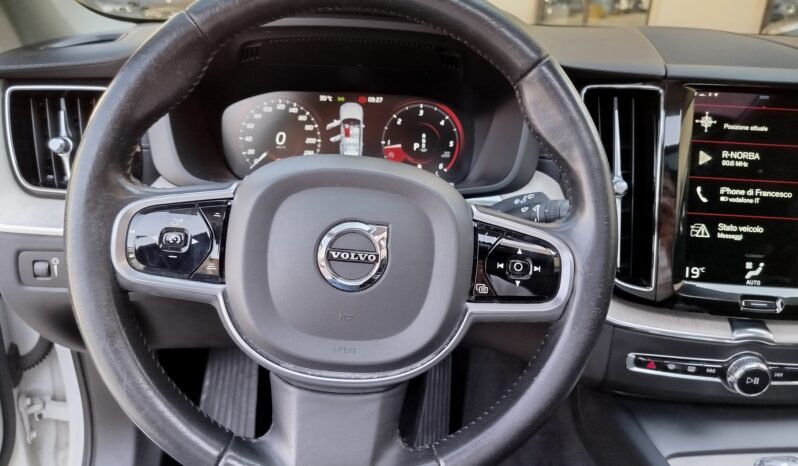 
								VOLVO XC60 D4 ISCRIPTION AWD GEARTRONIC full									