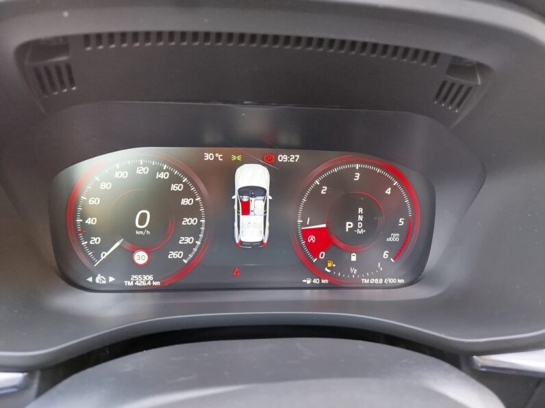 
								VOLVO XC60 D4 ISCRIPTION AWD GEARTRONIC full									
