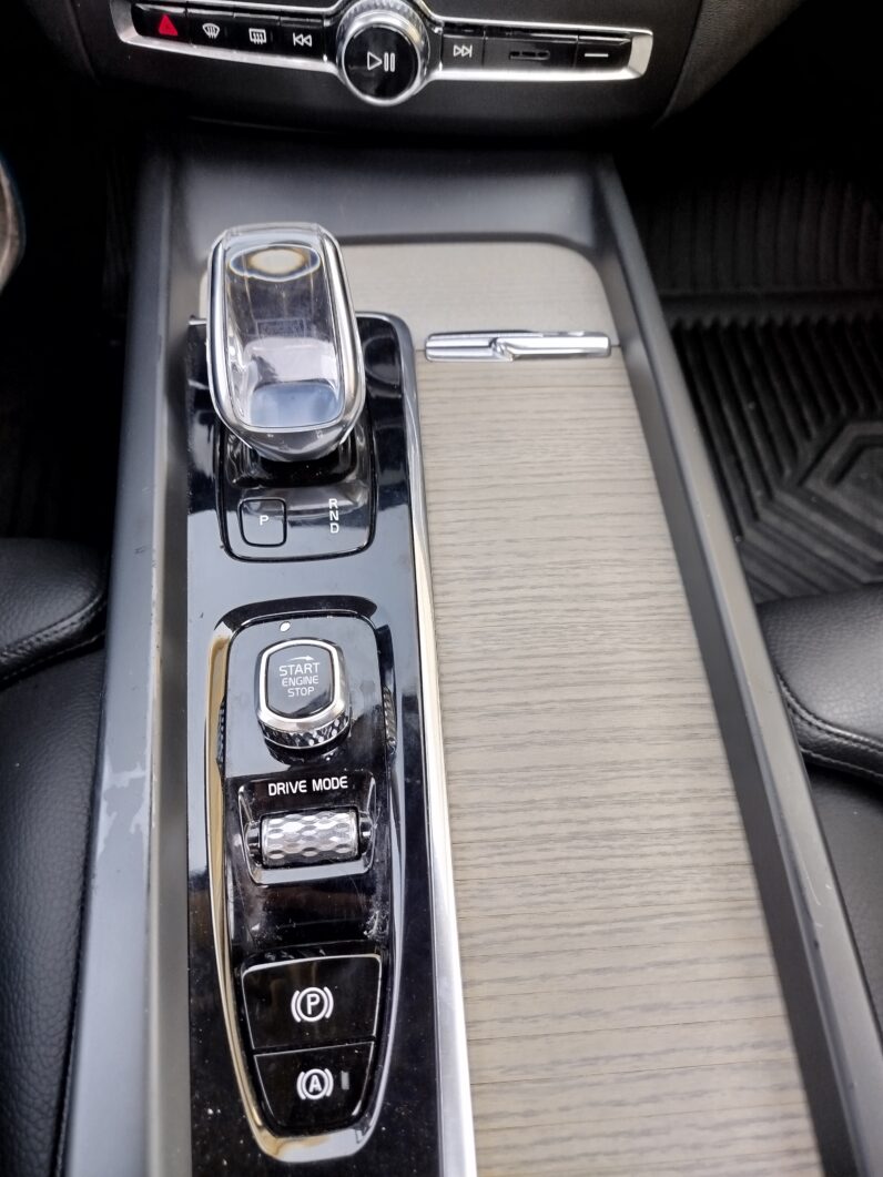 
								VOLVO XC60 D4 ISCRIPTION AWD GEARTRONIC full									