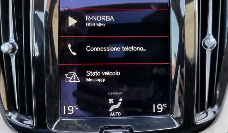 
								VOLVO XC60 D4 ISCRIPTION AWD GEARTRONIC full									