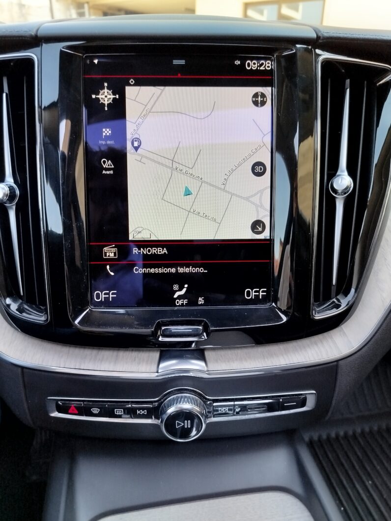 
								VOLVO XC60 D4 ISCRIPTION AWD GEARTRONIC full									