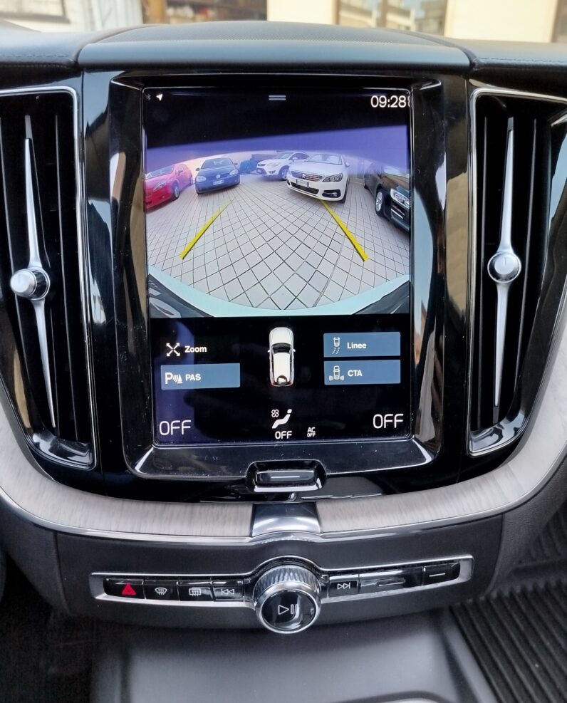 
								VOLVO XC60 D4 ISCRIPTION AWD GEARTRONIC full									