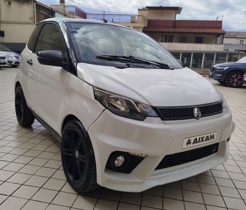 
								AIXAM GTO full									