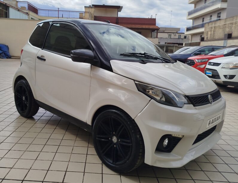 
								AIXAM GTO full									